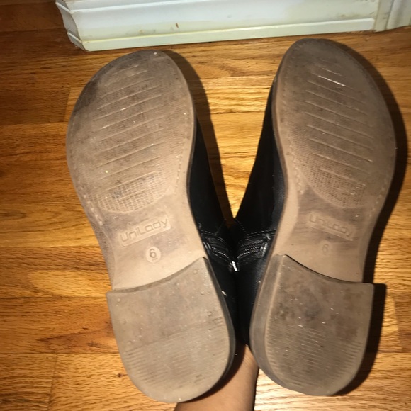 Black Chelsea booties - Picture 6 of 6